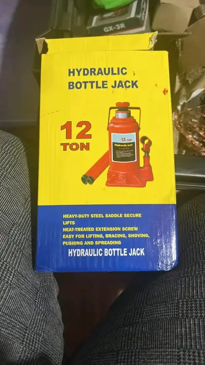Gato Hidráulico de Botella 12 Toneladas - miniatura 1