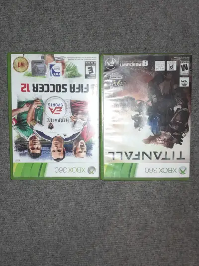 Pack Juegos Xbox 360 FIFA Soccer 12 y Titanfall - miniatura 2