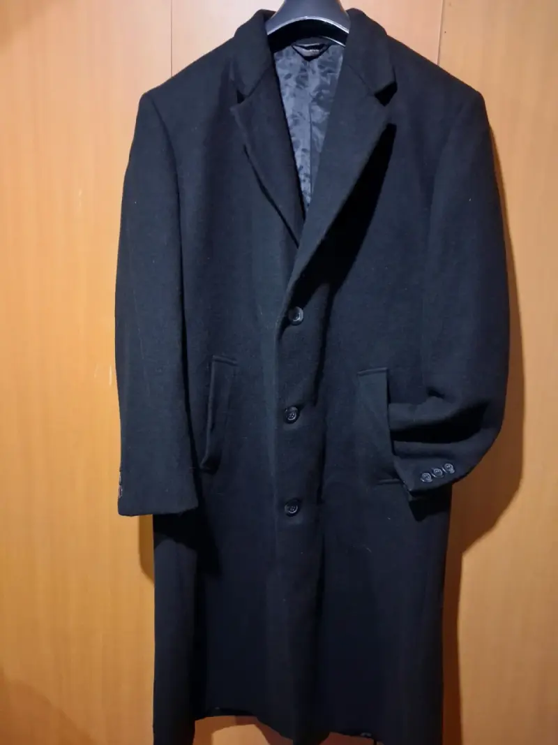 Abrigo de cuero negro para dama - 2