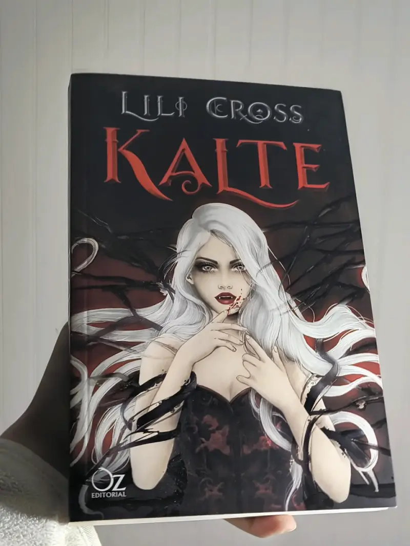 Libro 'Kalte' de Lili Cross en buen estado - 1