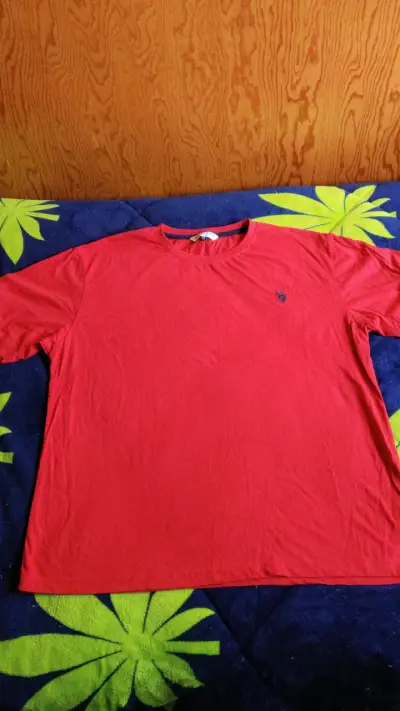 Polera roja U.S. Polo Assn. talla L - miniatura 1