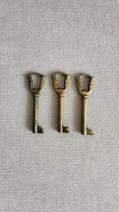 Lote de Llaves Antiguas de Colección - miniatura 5