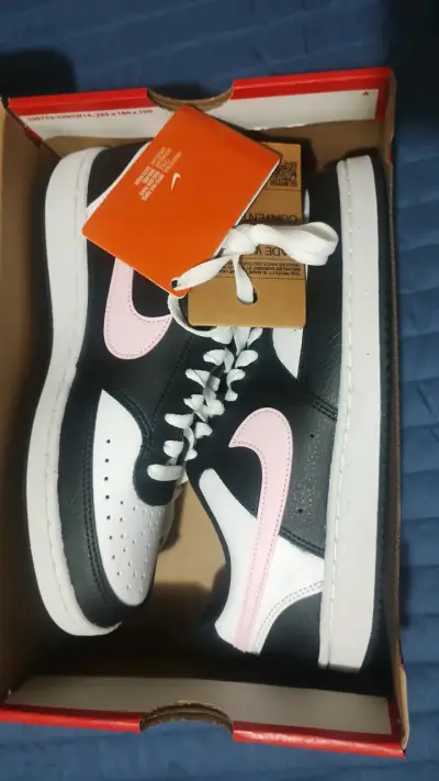 Zapatillas Nike Court Vision Low Mujer Negro y Blanco - miniatura 1