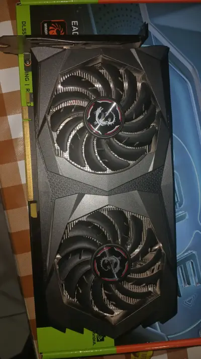 Tarjeta gráfica MSI GeForce GTX 1650 Gaming 4GB - miniatura 1