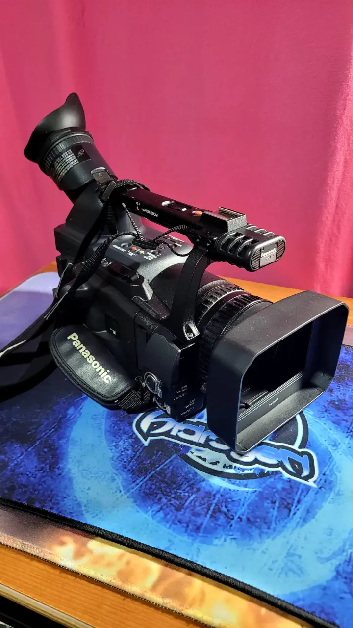 Cámara Panasonic AG-HPX250 con Accesorios - 6