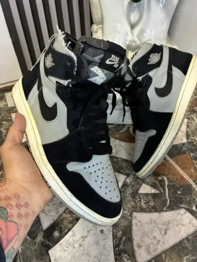 Zapatillas Nike Air Jordan Zoom Air negras y grises - miniatura 1