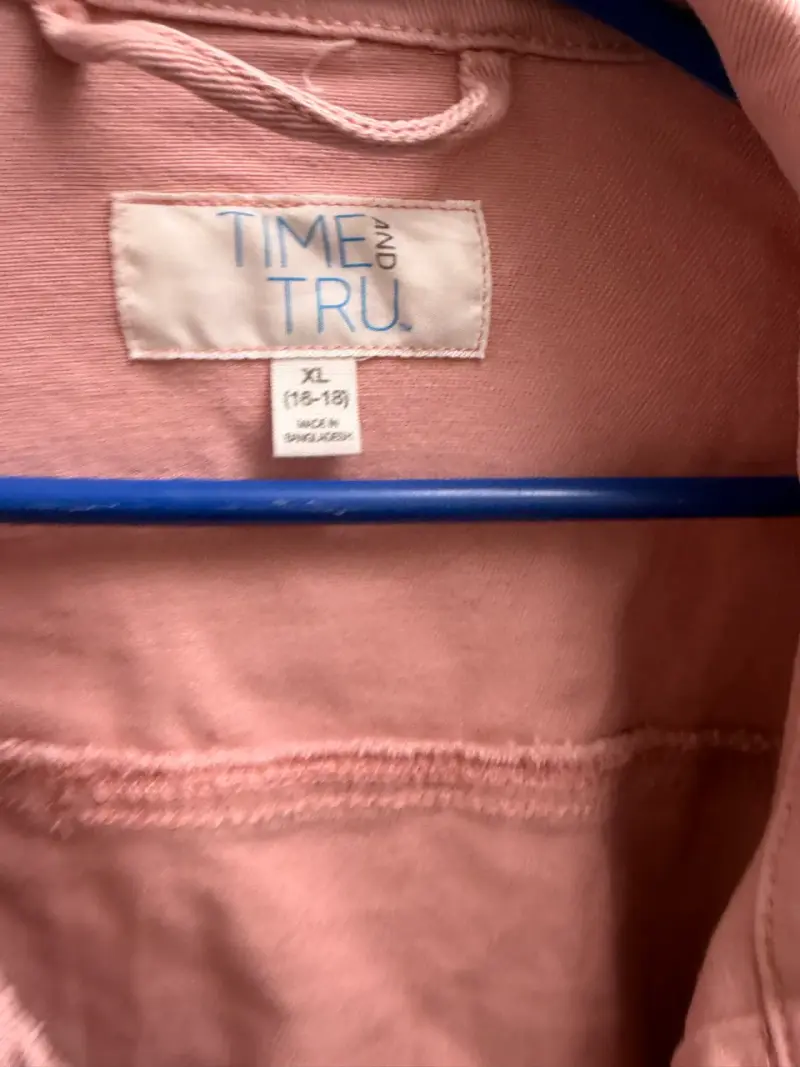 Chaqueta de mezclilla rosa Time and Tru para mujer - 2