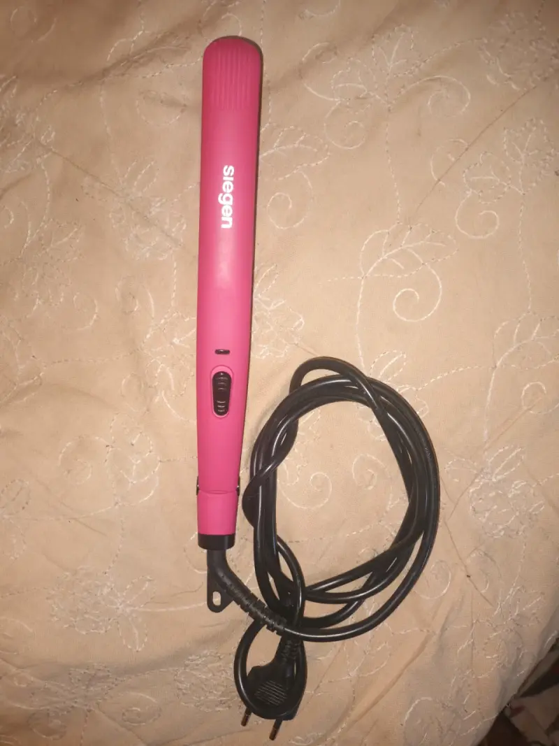 Plancha de Pelo Siegen Rosa Compacta - 1