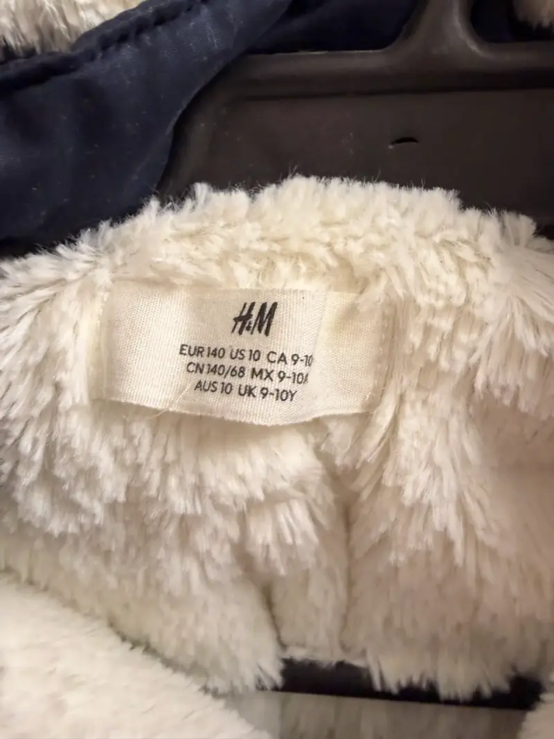 Parka azul con capucha de piel sintética para niños H&M - 2
