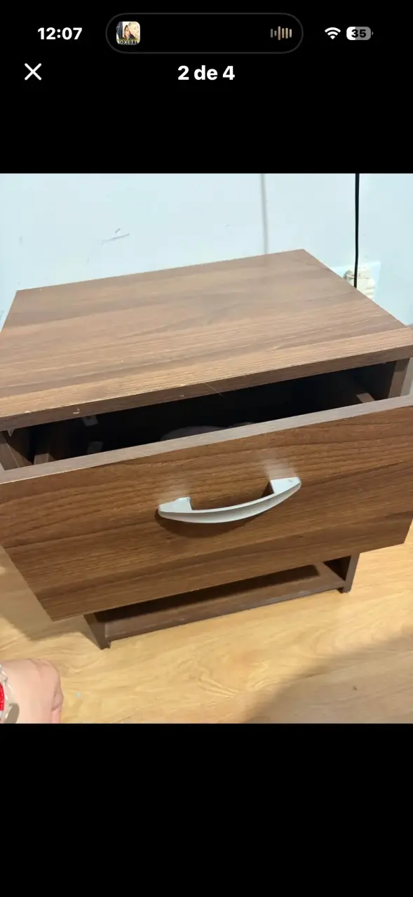 Velador de madera con cajón y estante - 2