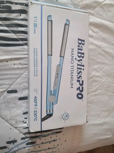 Plancha de Pelo Babyliss Pro Nano Titanium Azul - miniatura 1