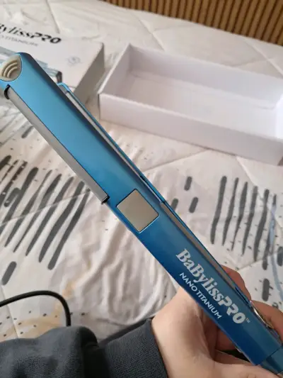 Plancha de Pelo Babyliss Pro Nano Titanium Azul - miniatura 4