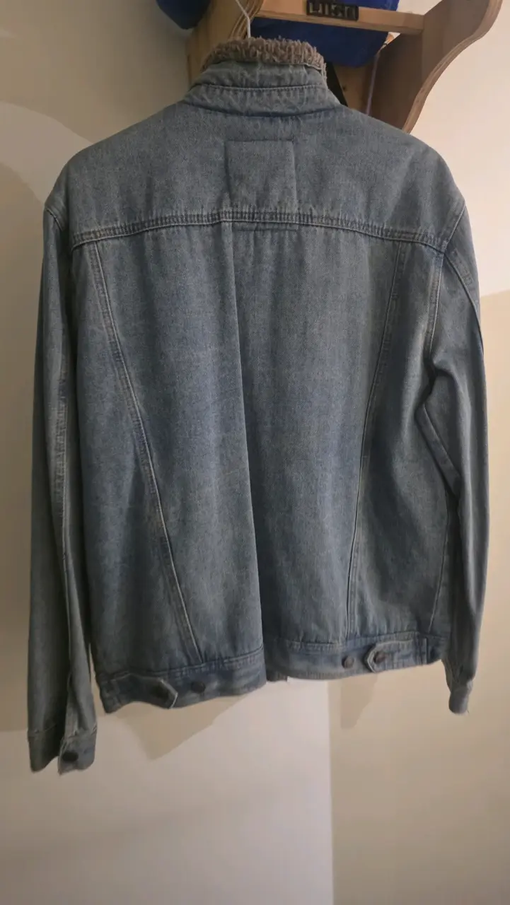 Chaqueta de mezclilla con forro de borrego - 2