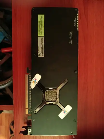 Tarjeta gráfica AMD Radeon RX VEGA 56 8 GB - miniatura 2