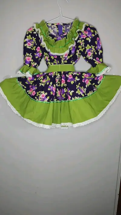 Vestido de Cueca 🇨🇱 - miniatura 1