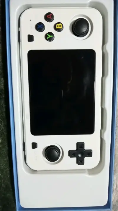 Consola portátil R36H con 3250 juegos blanca - miniatura 3