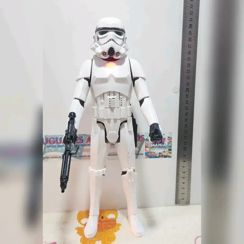 Figura de acción Stormtrooper Star Wars. - 1