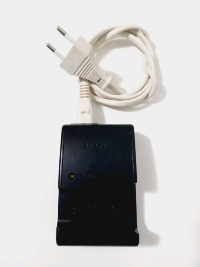 Cargador Sony BC-VW1 - 2