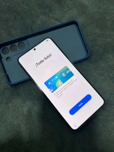 Samsung Galaxy S22 como nuevo - miniatura 5