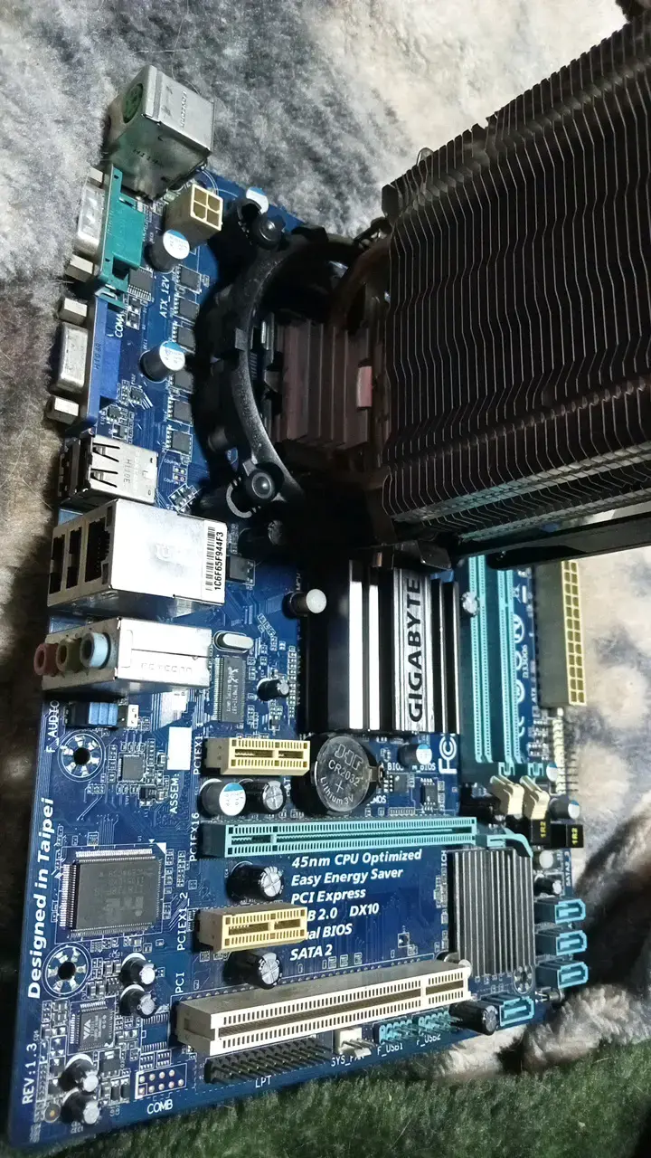 Q8300 4 Nucleos placa madre GA-G41MT-S2P Disipador - 3