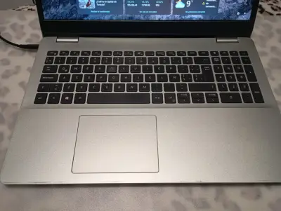Laptop Dell  Inspiron 3501  15" - miniatura 2