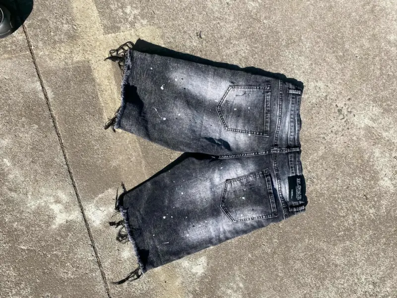 Shorts de mezclilla desgastados para hombre - 2