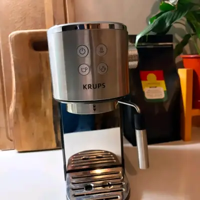Cafetera espresso Krups de acero inoxidable - miniatura 1