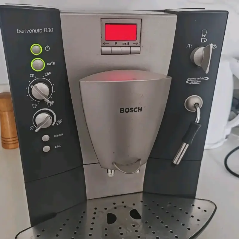 Cafetera automática Bosch Benvenuto B30 - 3