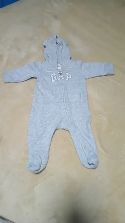 Lote de ropa 0-3 meses - miniatura 2