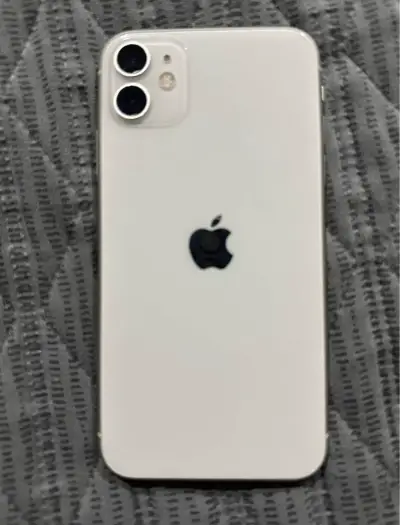 iPhone 11 blanco en buen estado - miniatura 1
