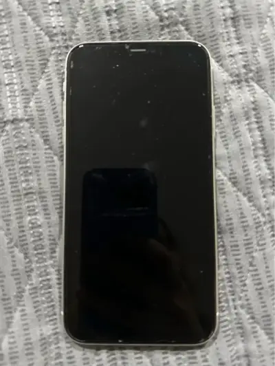 iPhone 11 blanco en buen estado - miniatura 2
