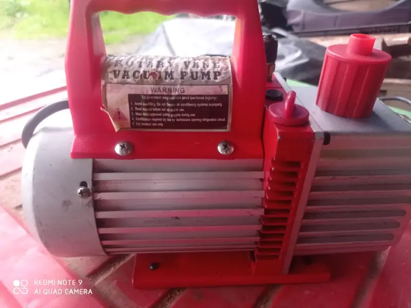Bomba de vacío de una etapa VP 135 - 3