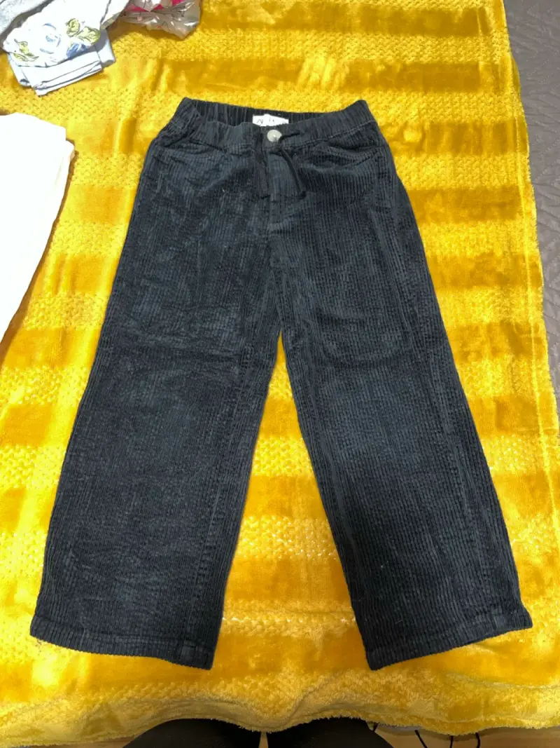 Lote de pantalones para niña talla 6 - 4
