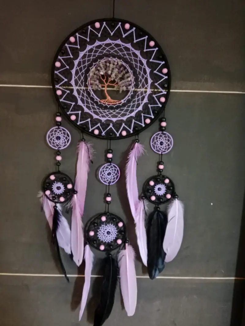 Atrapasueños decorativo con plumy árbol de cobre - 1