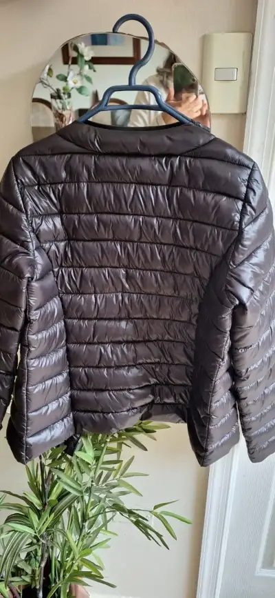 Chaqueta LIOLA  acolchada negra - miniatura 1