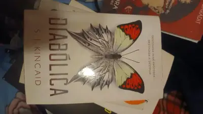 Libro 'Diabólica' de S.J. Kincaid - miniatura 1