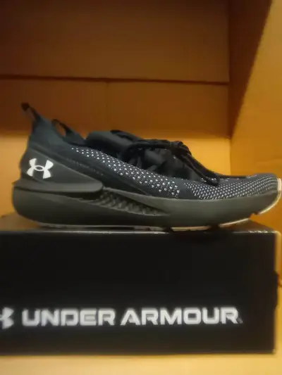 ZAPATILLAS UNDER ARMOUR UA SHIFT [TALLA 44.5 EUR] - miniatura 2
