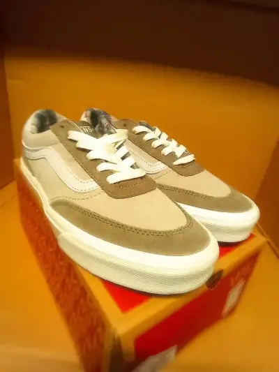 ZAPATILLAS MUJER VANS BROOKLYN LS [TALLA 39 EUR] - miniatura 1