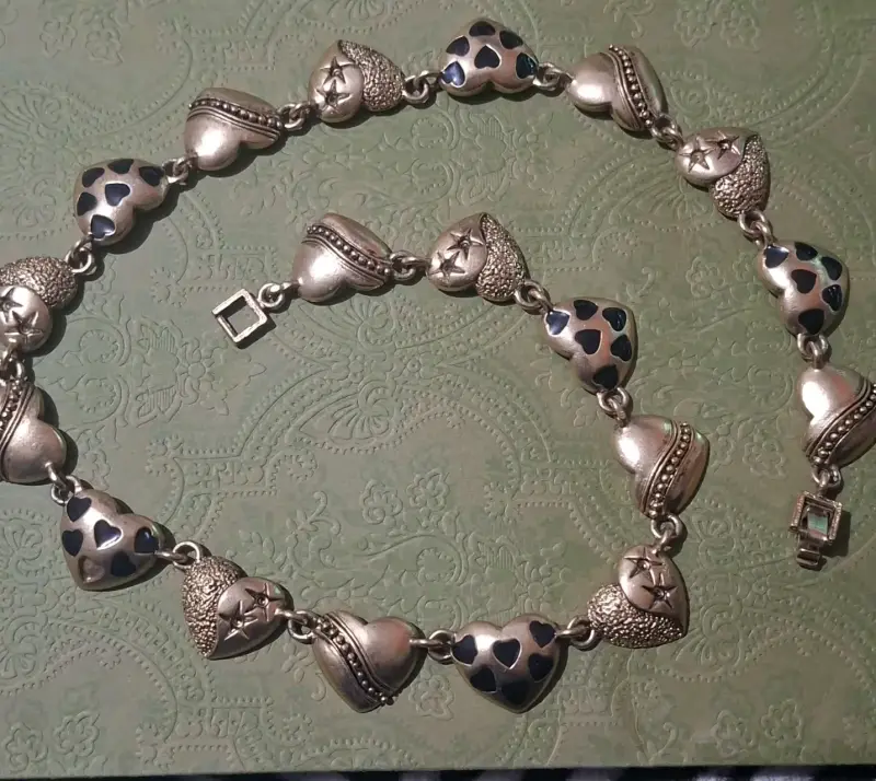 Collar de corazones dorado - 3