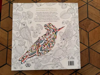 Libro para colorear 'Aves hermosas y otros tesoros' de Millie Marotta - miniatura 3