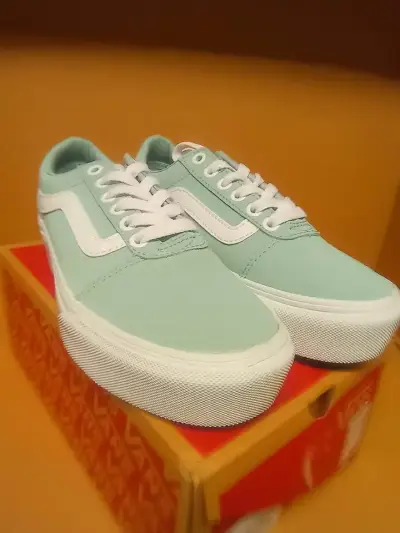 ZAPATILLAS MUJER VANS WARD PLATFORM [35 EUR] - miniatura 1