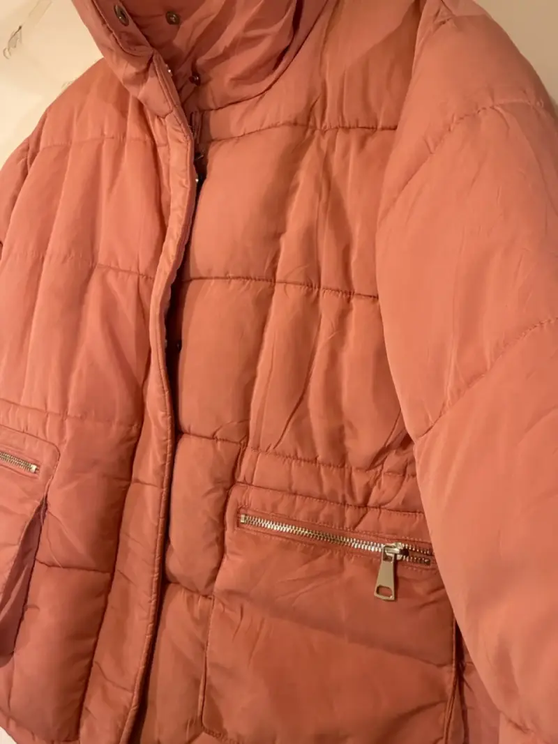 Chaqueta acolchada rosada para mujer - 3