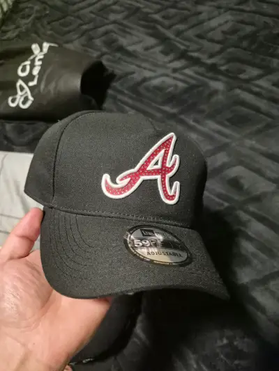 Gorra Snapback New Era Negra con Logos - miniatura 4