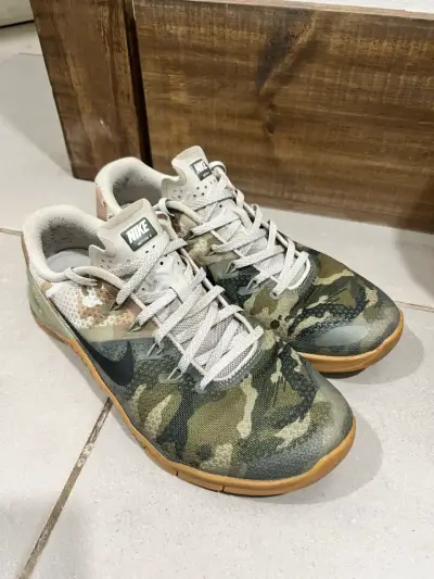Zapatillas deportivas Nike camufladas - miniatura 1