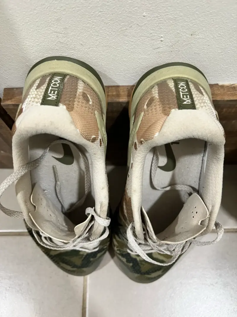 Zapatillas deportivas Nike camufladas - 4