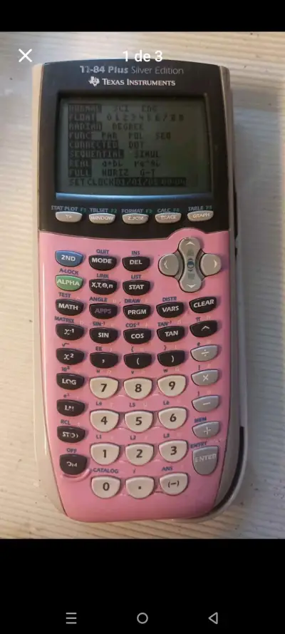 Calculadora gráfica Texas Instruments TI-84 Plus rosa - miniatura 2