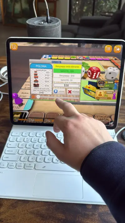 iPad Pro 12.9 M2 sexta generación con accesorios - miniatura 1
