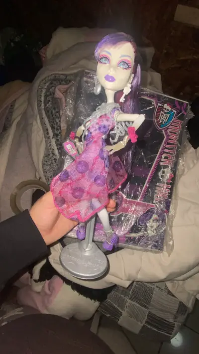 Monster High Spectra Vondergeist - miniatura 1
