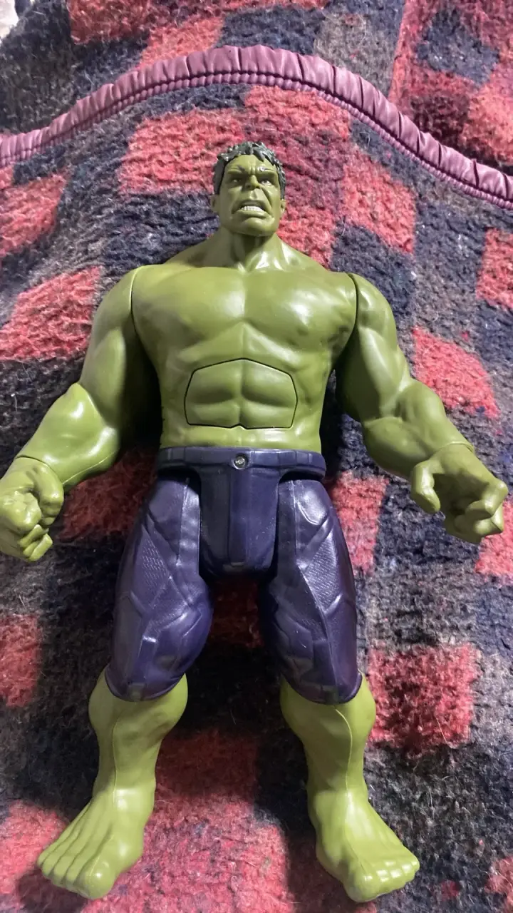 Figura Hulk con Sonido - 1