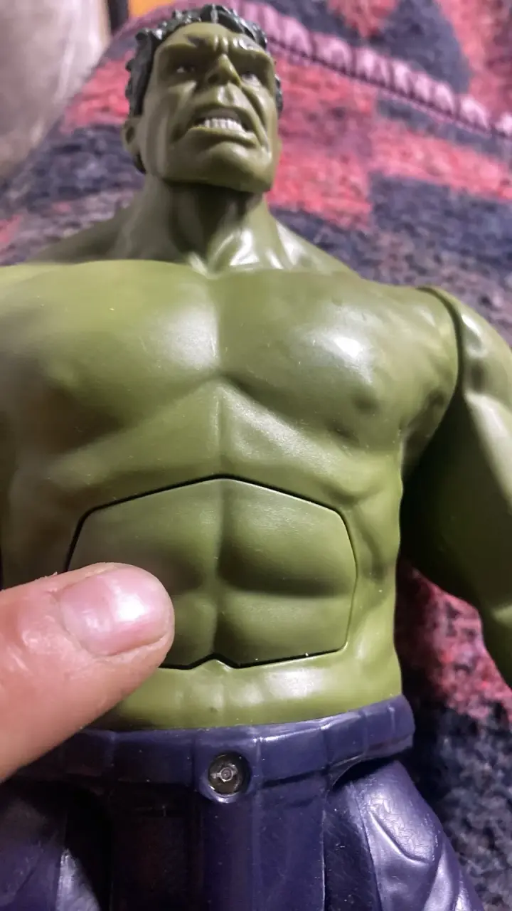 Figura Hulk con Sonido - 2